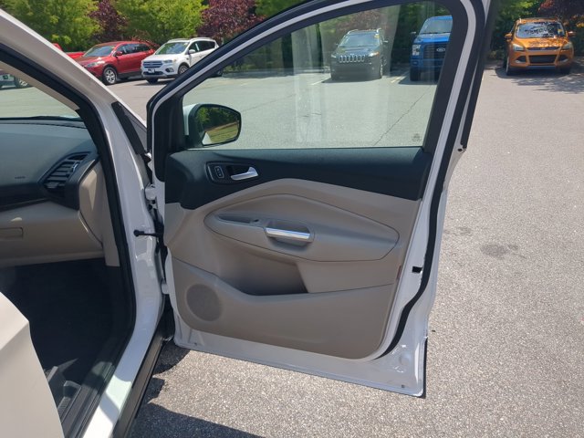 Certified 2019 Ford Escape Titanium FWD image 35