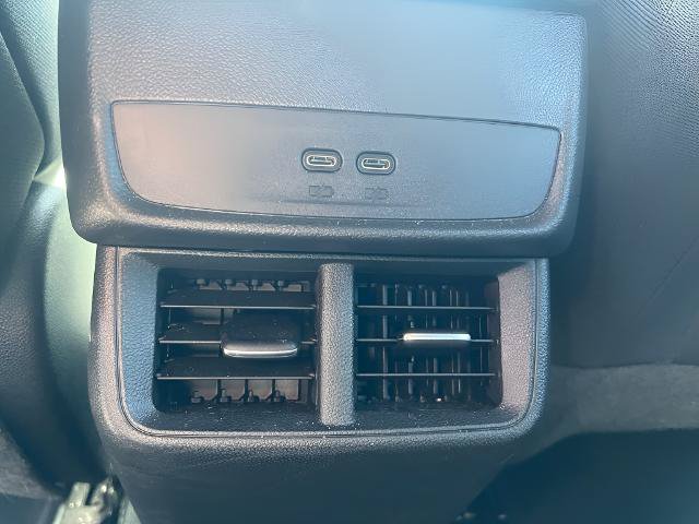 Used 2026 Chevrolet Equinox LT AWD/4WD image 38