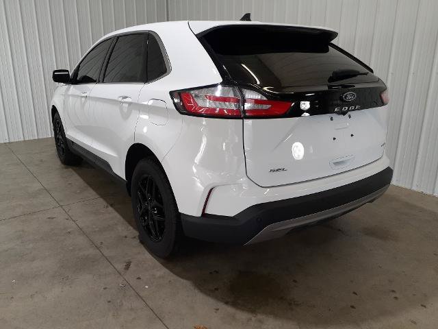 Certified 2024 Ford Edge SEL w/ Convenience Package AWD/4WD image 13