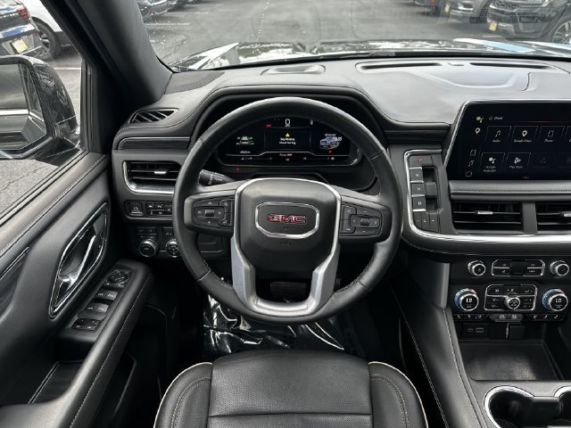 Used 2023 GMC Yukon SLT w/ SLT Premium Package AWD/4WD image 14