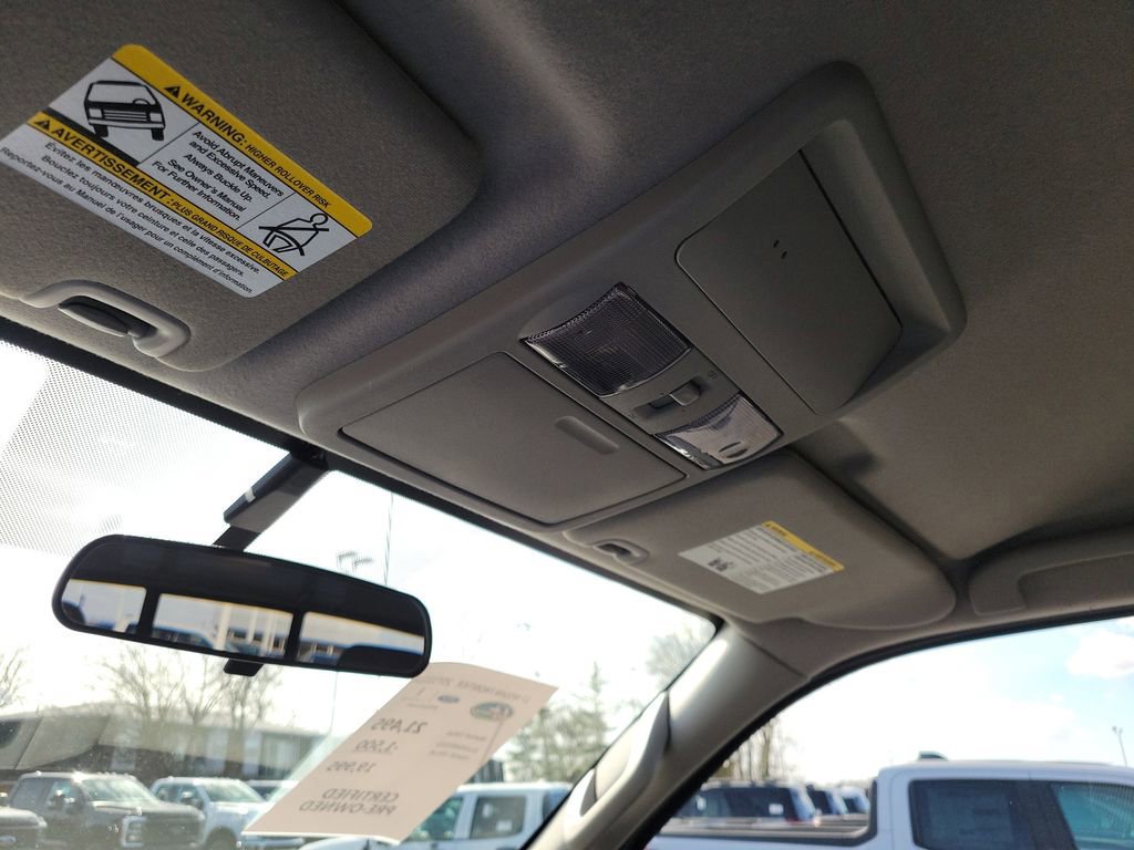 Used 2017 Nissan Frontier SV image 30