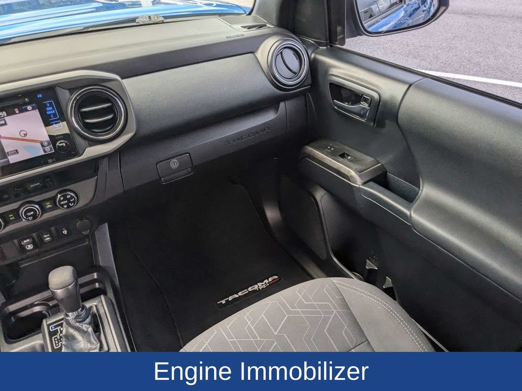 Used 2018 Toyota Tacoma TRD Sport RWD image 17
