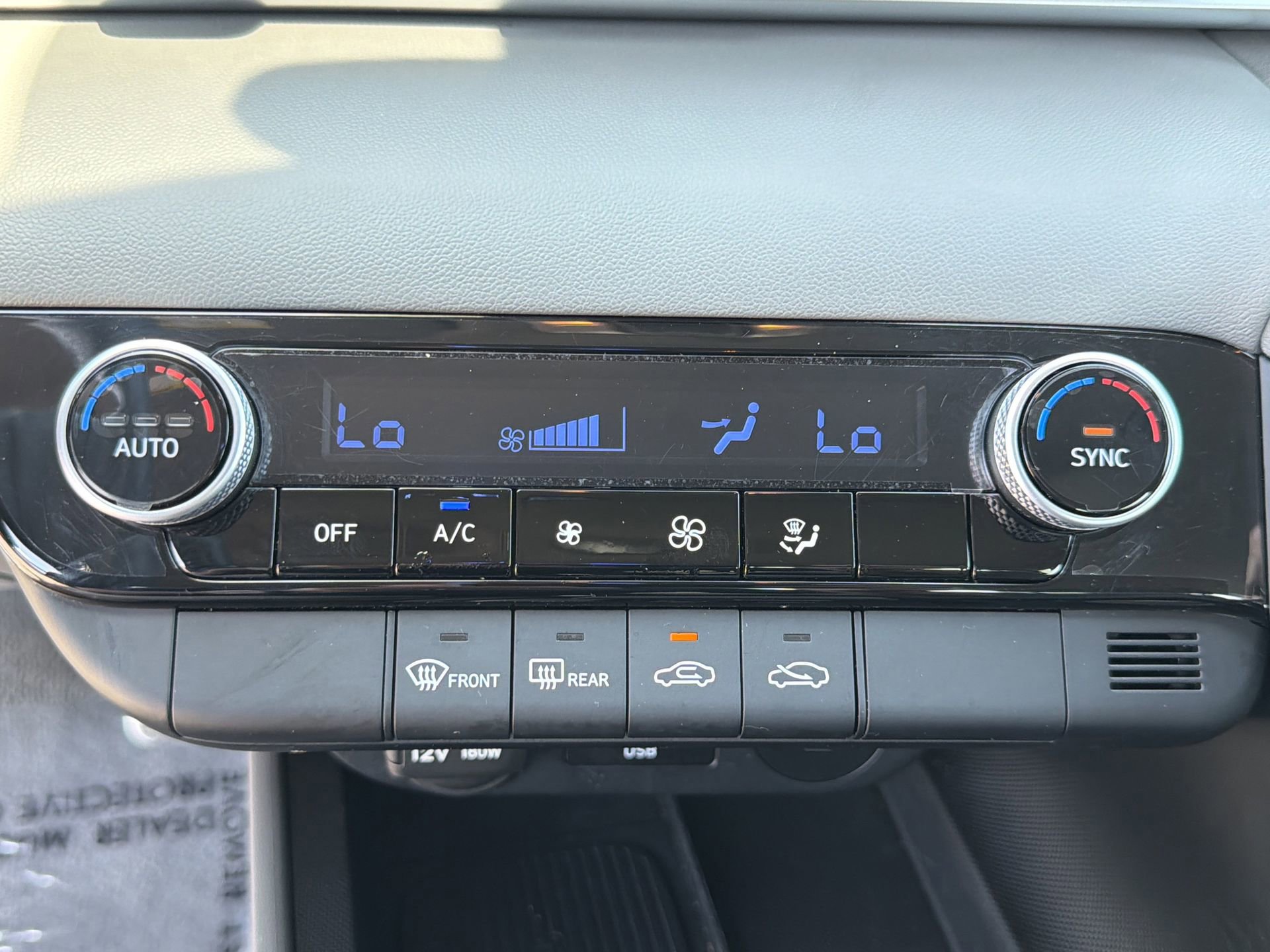 Used 2025 Hyundai Elantra Sport image 15