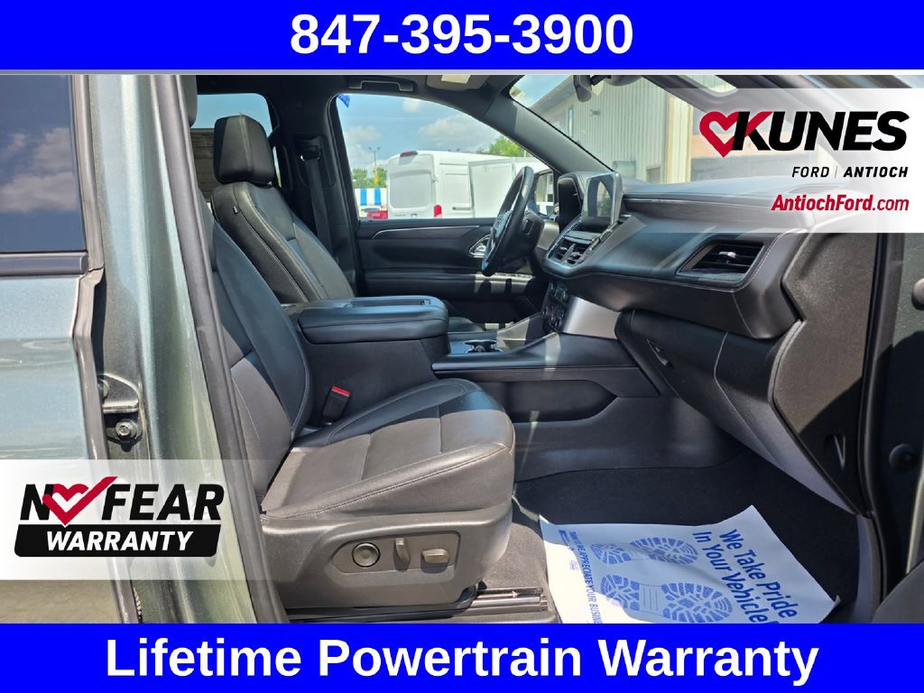 Used 2023 Chevrolet Tahoe Z71 w/ Luxury Package AWD/4WD image 37
