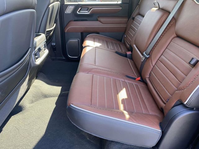 Used 2026 GMC Sierra 2500 Denali Ultimate AWD/4WD image 16