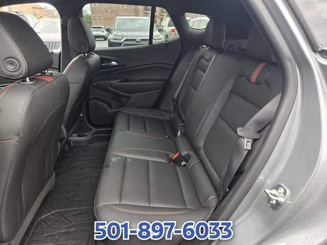Used 2025 Chevrolet Trax RS w/ Sunroof Package FWD image 12