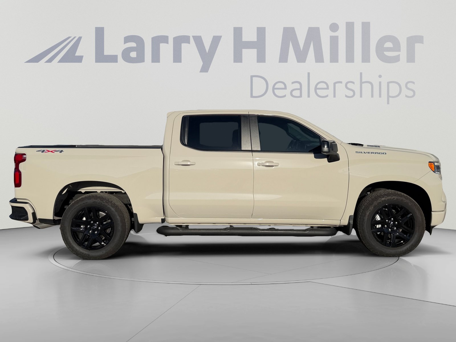 Used 2026 Chevrolet Silverado 1500 RST w/ RST Select Package AWD/4WD image 6
