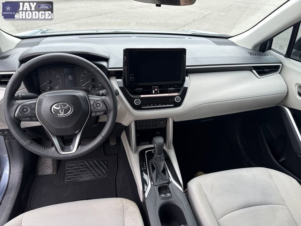 Used 2024 Toyota Corolla Cross LE FWD image 14