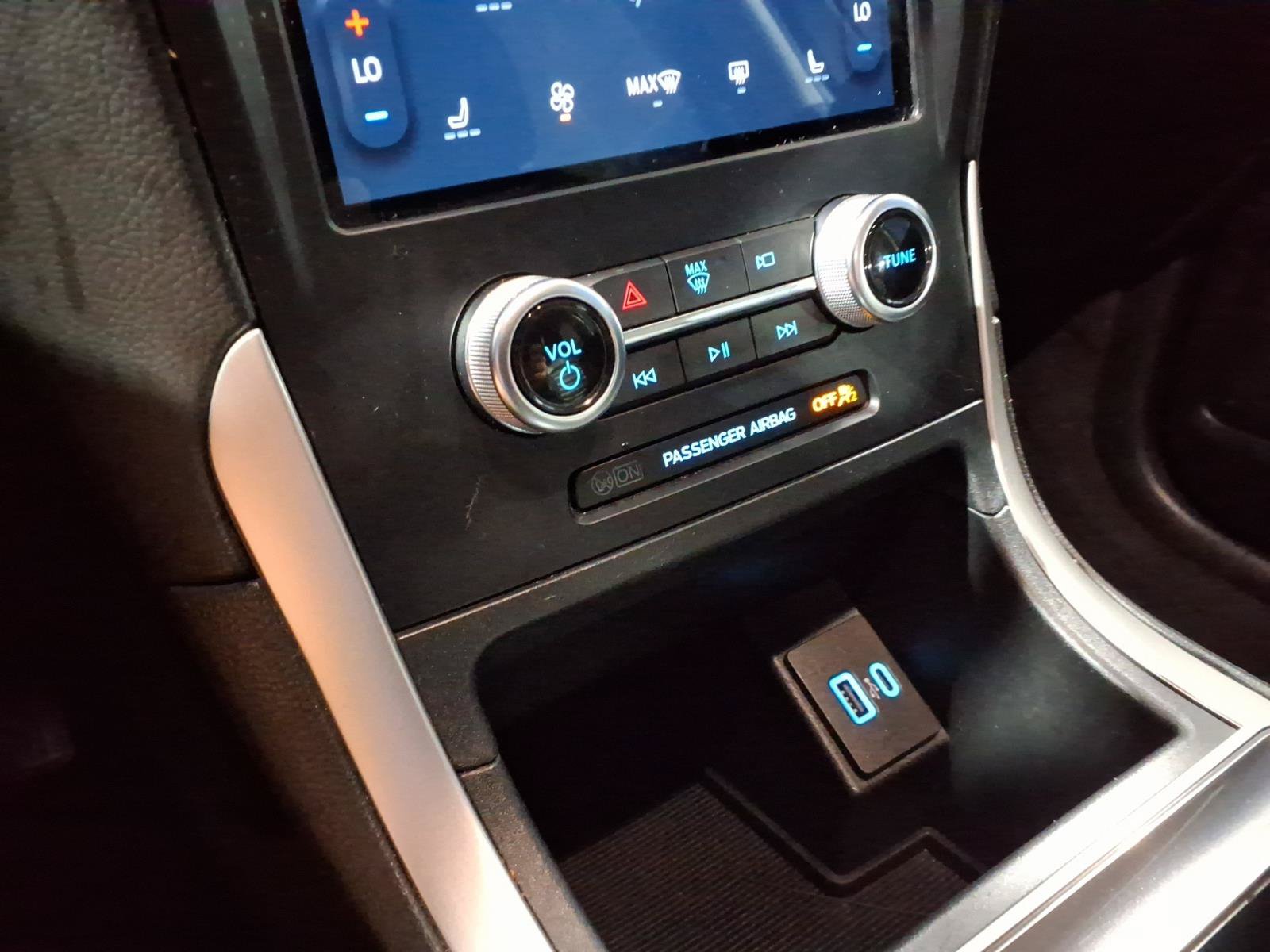Certified 2024 Ford Edge SEL AWD/4WD image 15