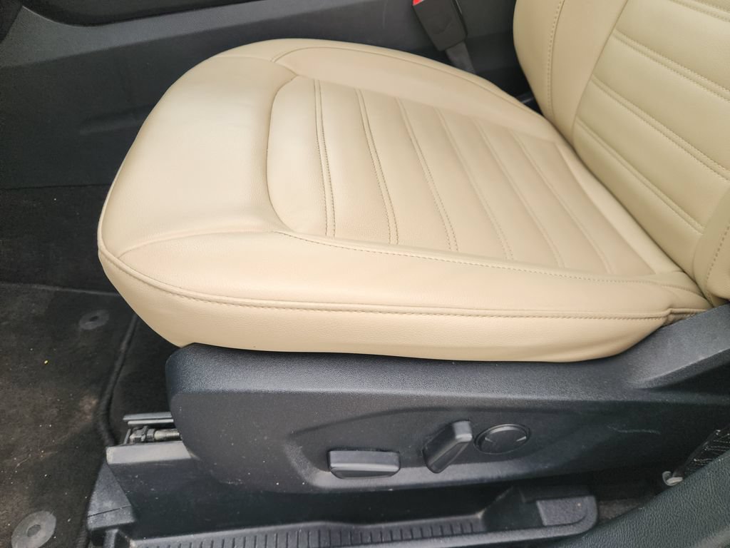 Certified 2020 Ford Edge SEL w/ Convenience Package FWD image 23