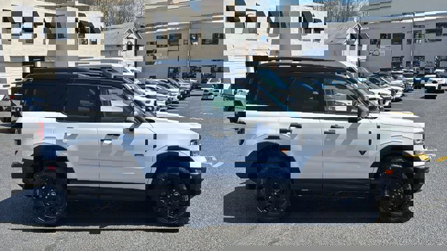 Certified 2025 Ford Bronco Sport Badlands AWD/4WD image 7