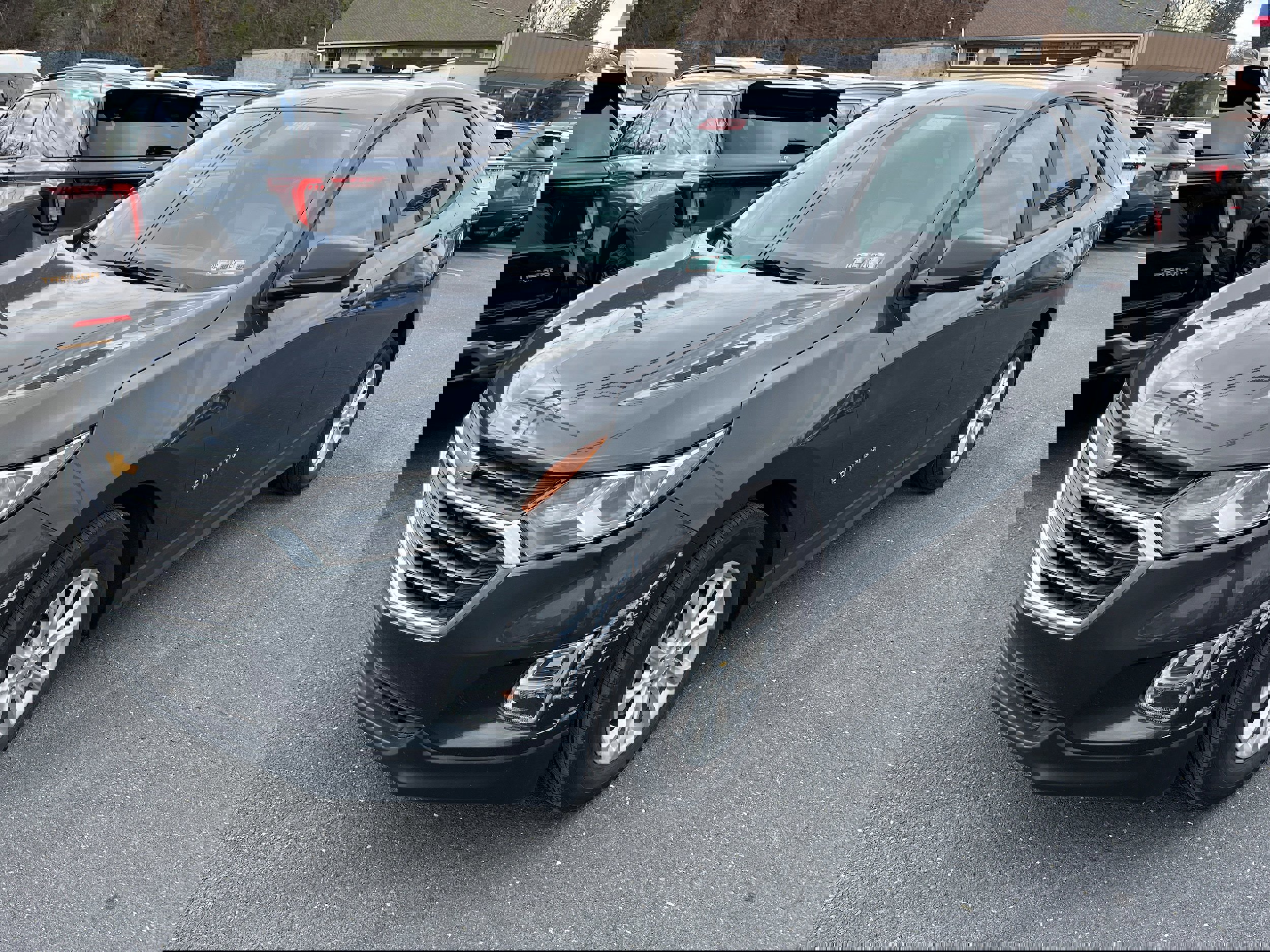 Used 2020 Chevrolet Equinox LS w/ LS Convenience Package video 2