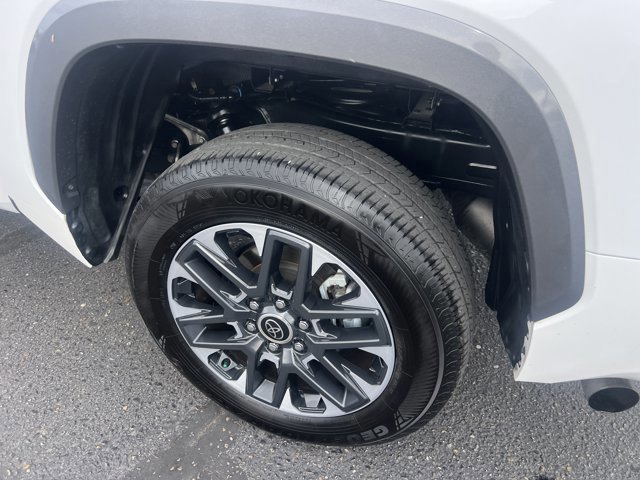 Used 2024 Toyota Tundra Limited image 8