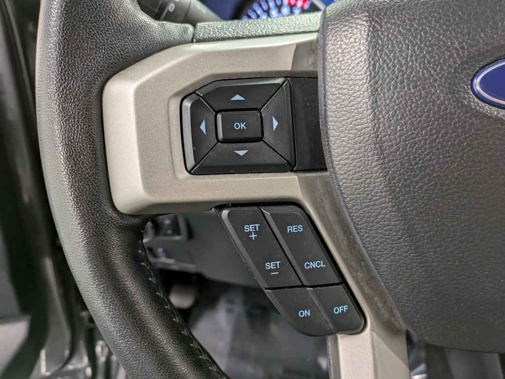 Certified 2022 Ford F250 Lariat w/ Chrome Package image 16