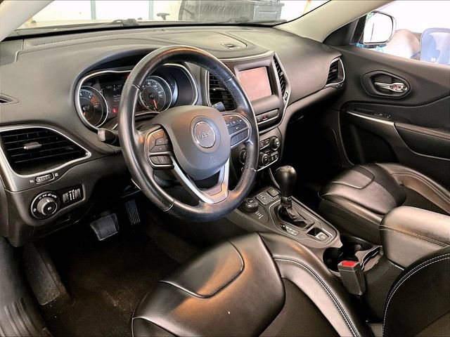 Used 2020 Jeep Cherokee Latitude Plus AWD/4WD image 12