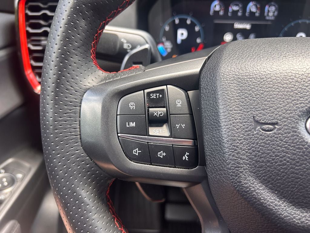 Certified 2025 Ford Ranger Raptor AWD/4WD image 32