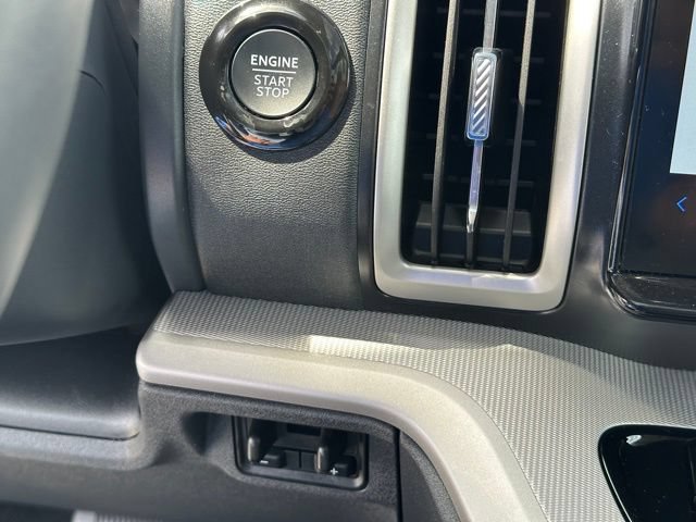 Certified 2025 Ford Expedition Active AWD/4WD image 40