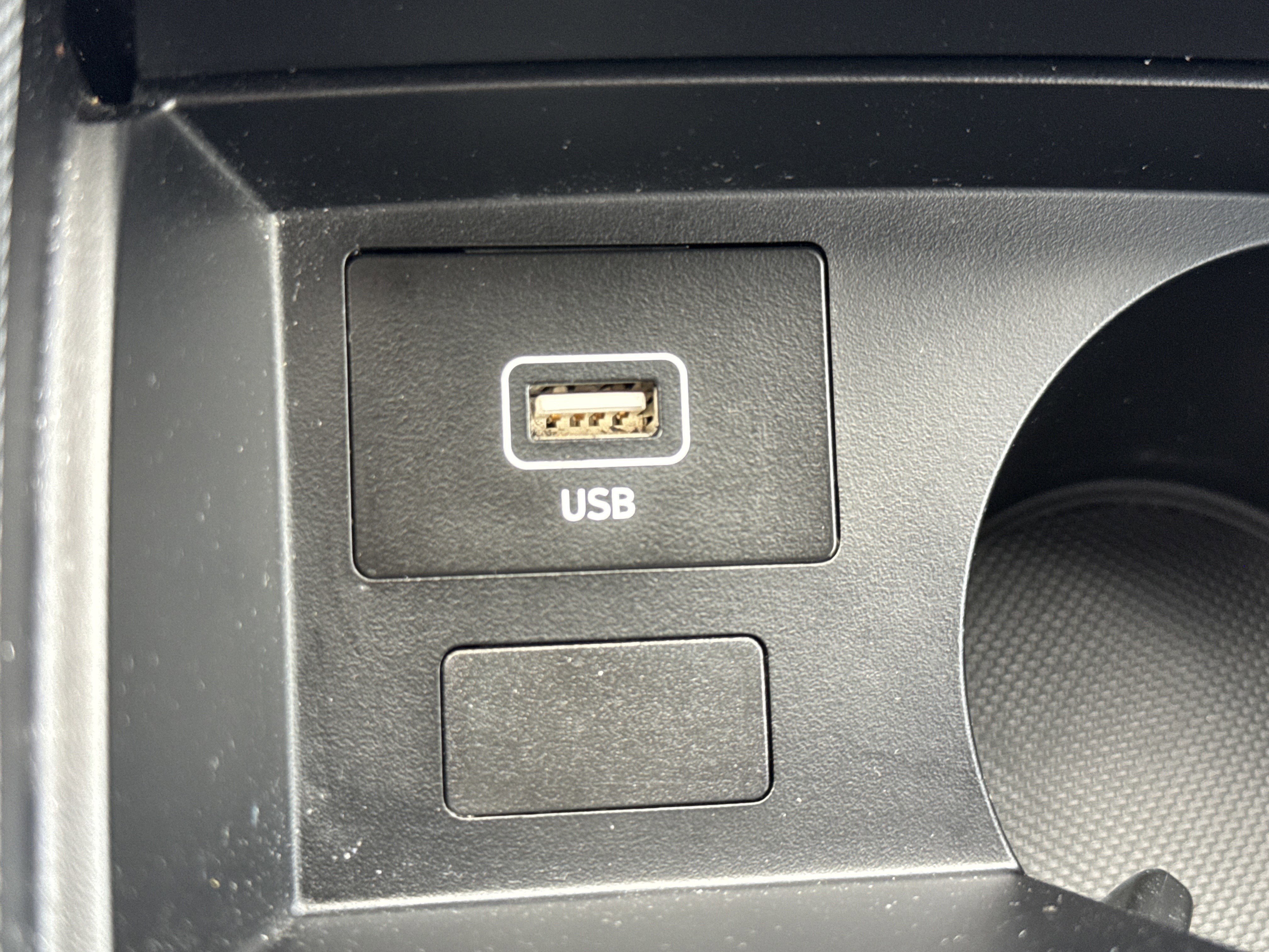 Used 2023 Hyundai Santa Fe SE w/ Cargo Package image 24