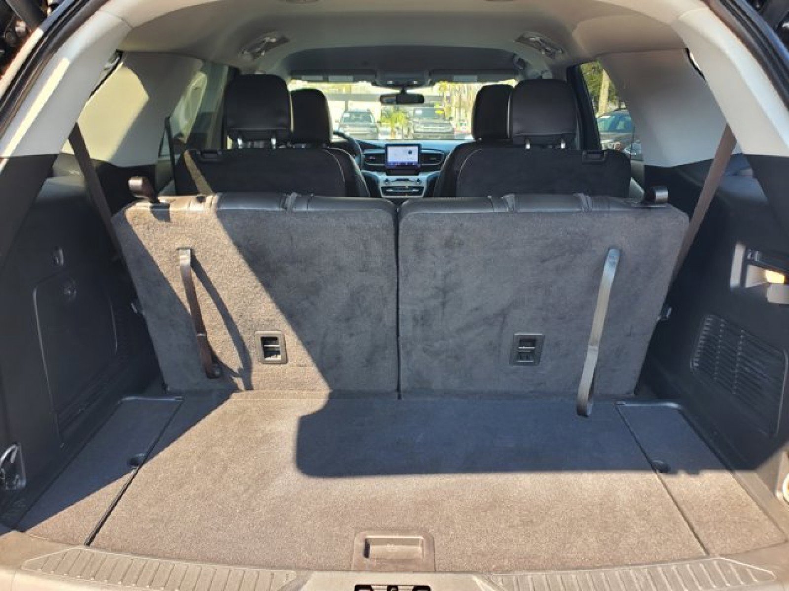 Certified 2023 Ford Explorer XLT w/ Equipment Group 202A image 8