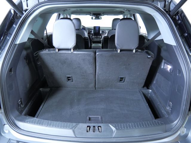 Certified 2023 Ford Explorer Limited w/ Limited Technology Package AWD/4WD image 7