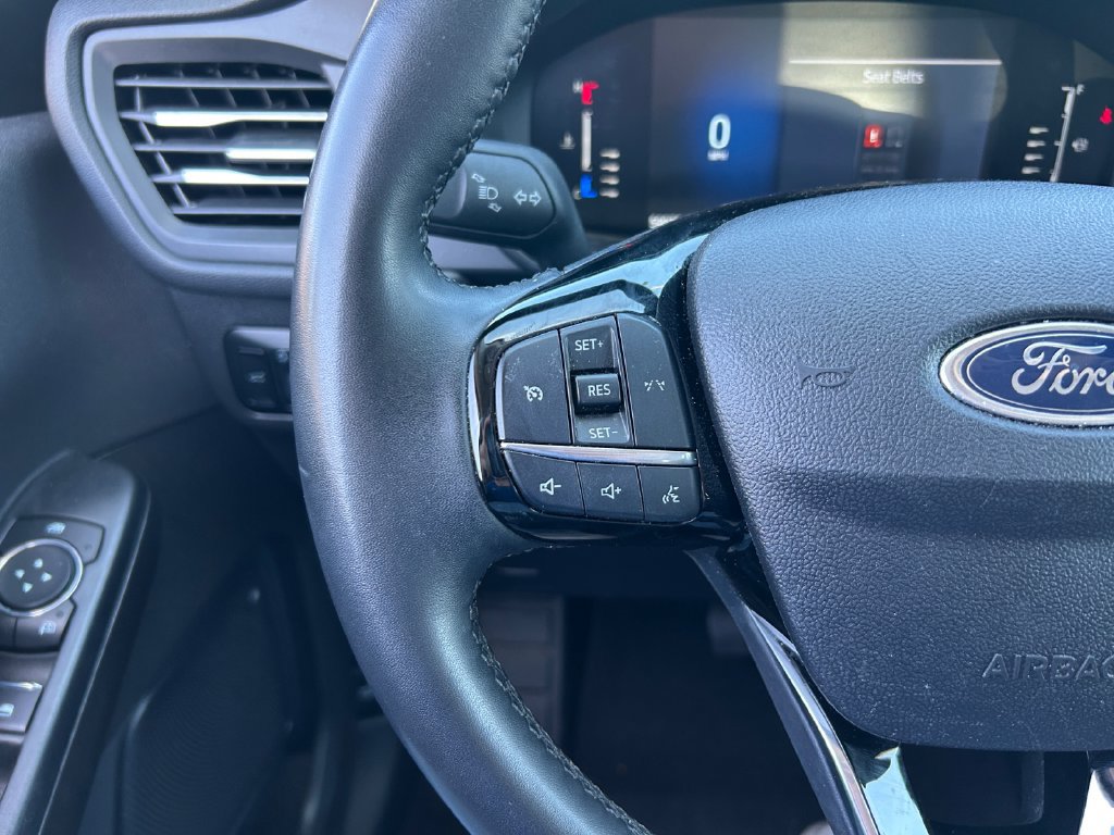 Certified 2024 Ford Escape Active AWD/4WD image 18