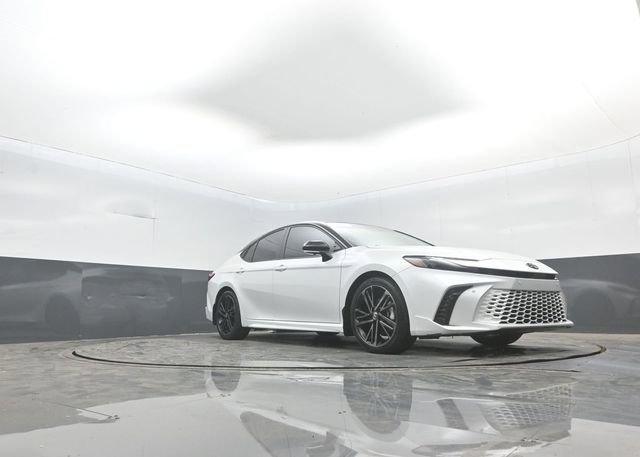 Used 2025 Toyota Camry XSE w/ Premium Plus Package image 33