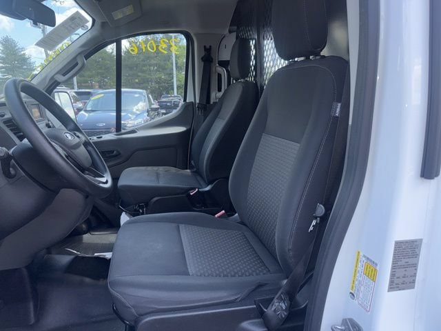 Certified 2024 Ford Transit 250 Low Roof w/ Exterior Upgrade Package RWD image 18