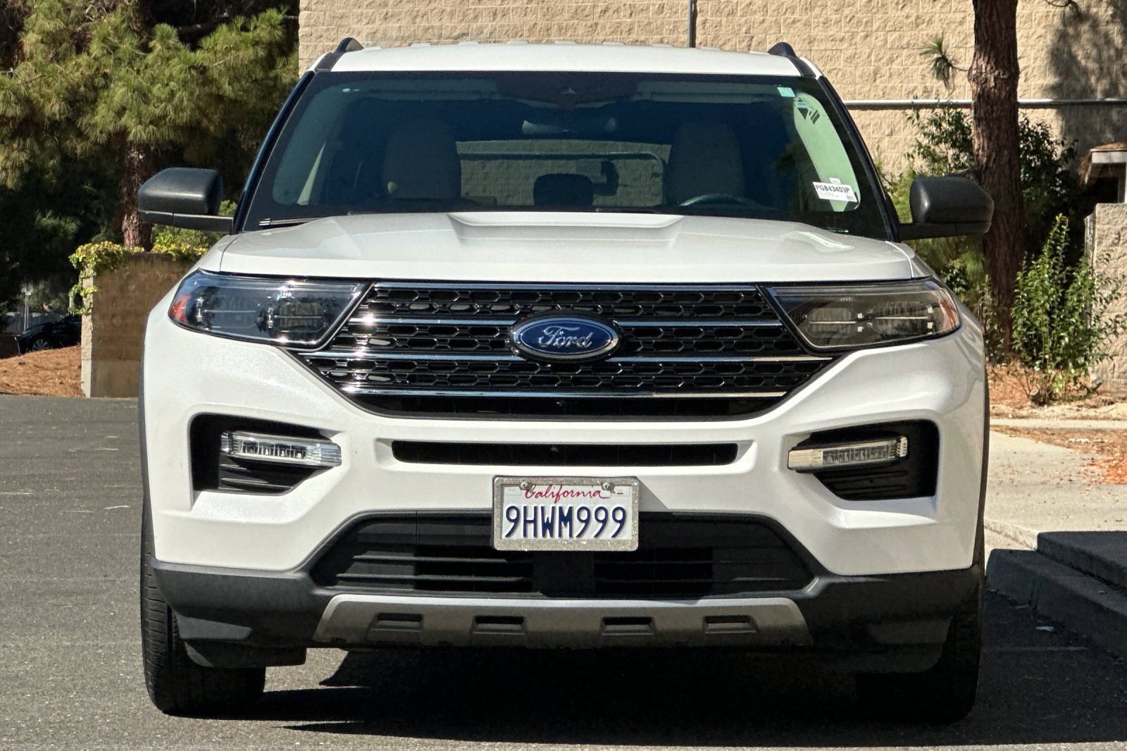 Certified 2023 Ford Explorer XLT w/ Equipment Group 202A RWD image 9