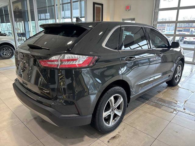 Certified 2024 Ford Edge SEL w/ Convenience Package image 5