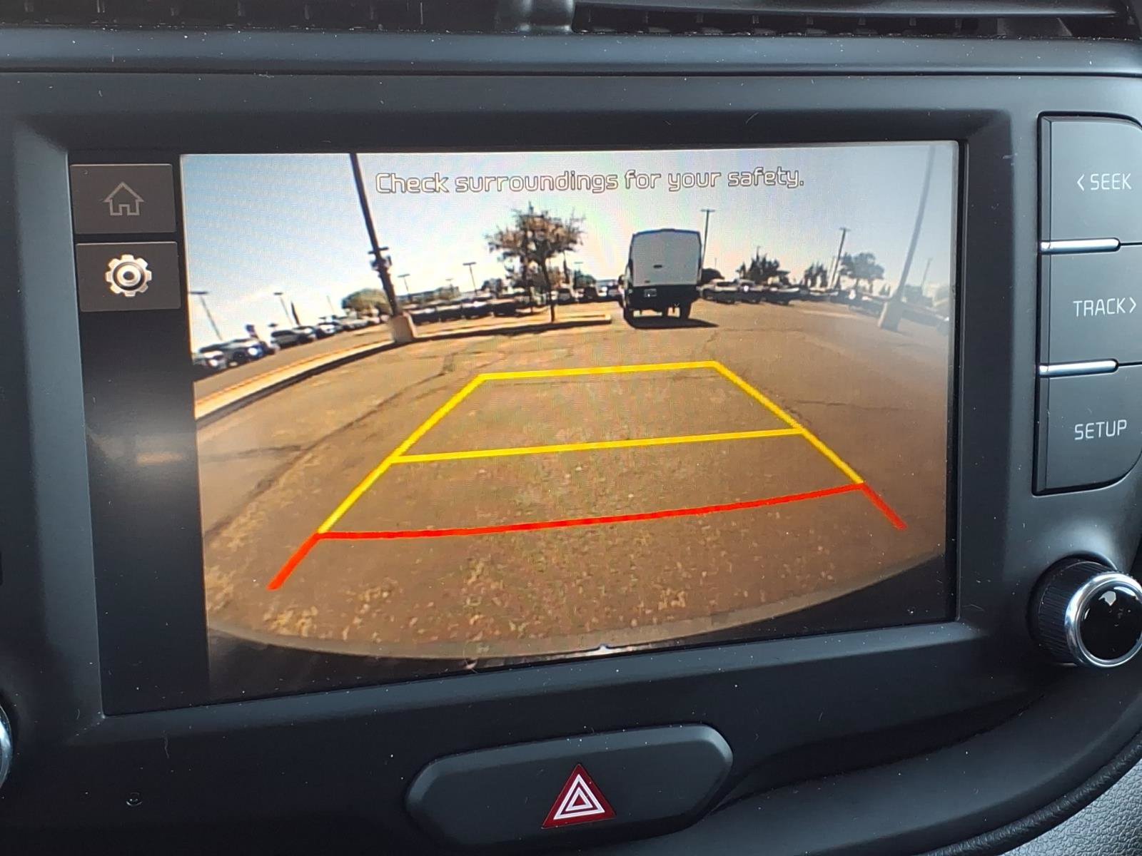 Used 2025 Kia Soul LX w/ LX Technology Package FWD image 24