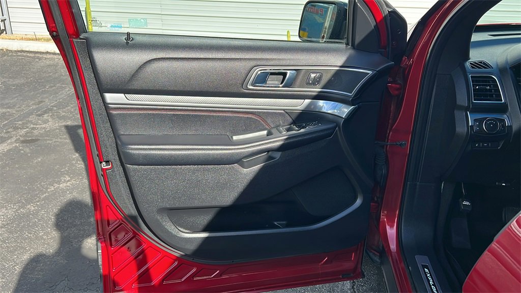 Certified 2017 Ford Explorer Sport w/ Equipment Group 401A image 11