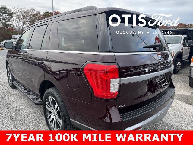 Certified 2024 Ford Expedition XLT image 2
