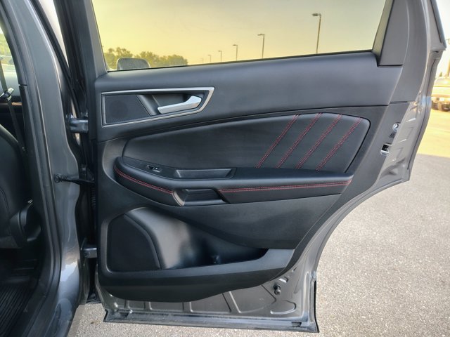 Certified 2022 Ford Edge ST-Line w/ Class II Trailer Tow Package AWD/4WD image 15
