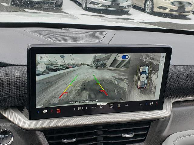 Certified 2025 Ford Explorer Platinum w/ Ultimate Package image 24