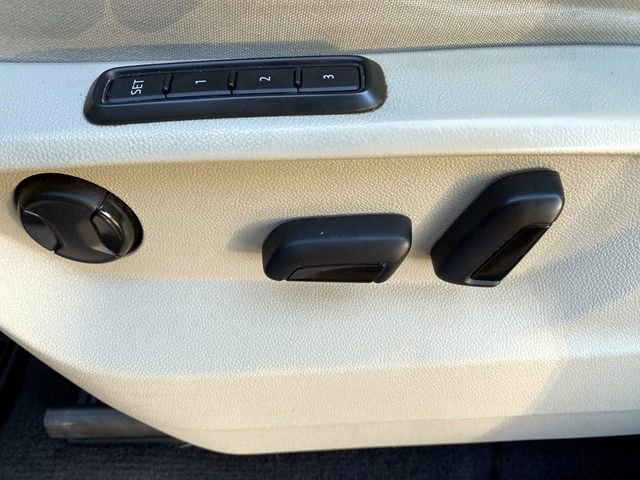 Used 2019 Volkswagen Atlas SEL image 24