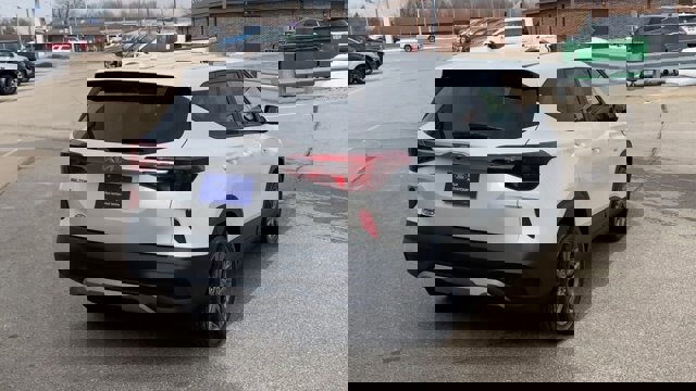 Used 2023 Kia Seltos LX image 9