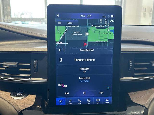 Certified 2022 Ford Explorer Platinum w/ Technology Package image 12