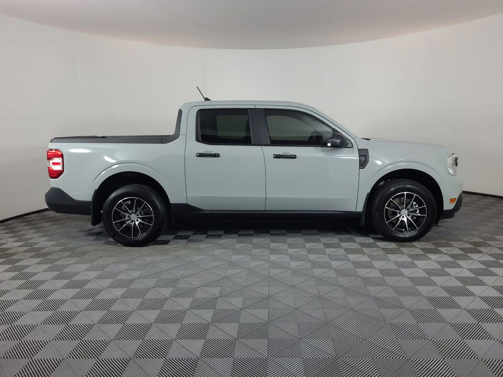 Certified 2024 Ford Maverick XL FWD image 2