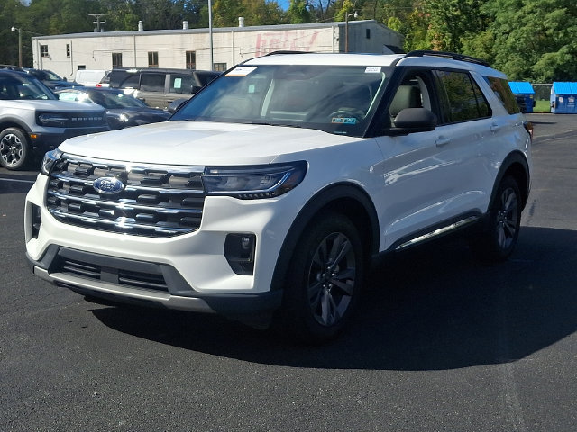 Certified 2025 Ford Explorer Active w/ Active Comfort Package AWD/4WD image 6