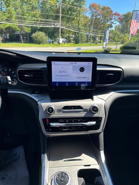 Certified 2021 Ford Explorer XLT w/ Equipment Group 202A AWD/4WD image 10