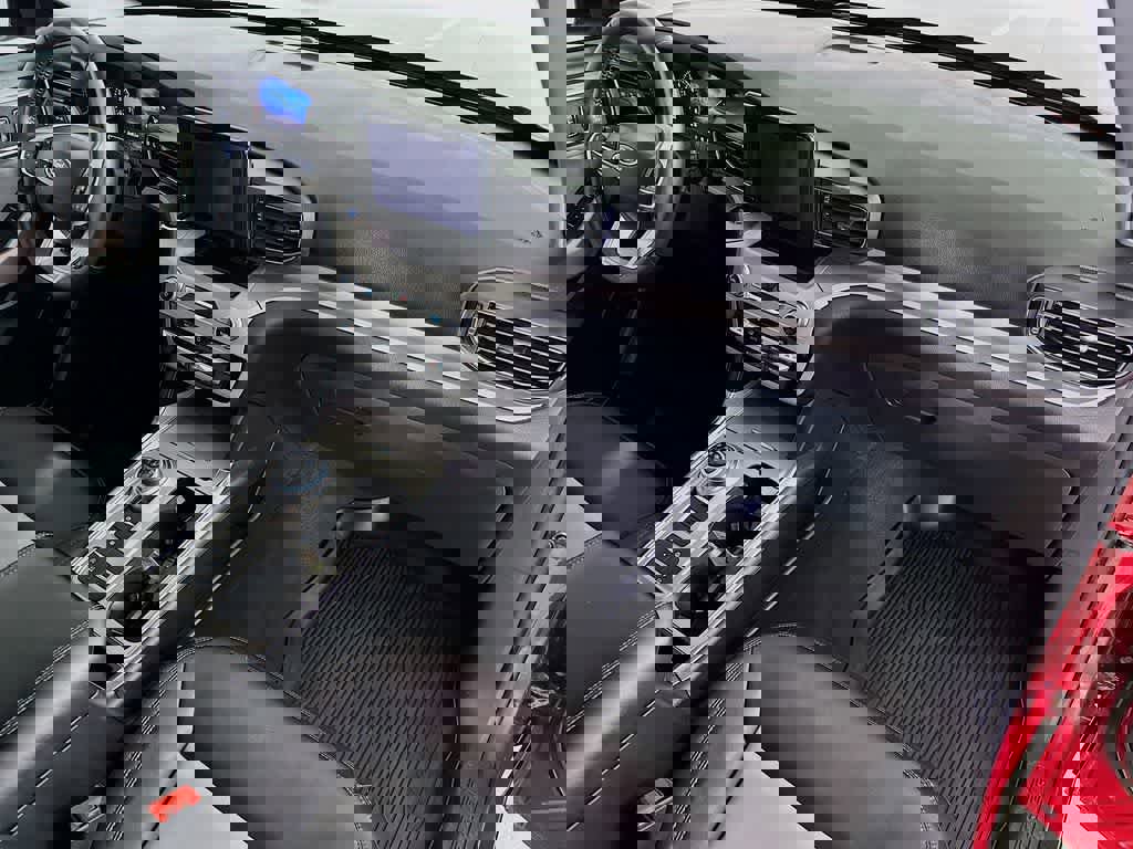 Certified 2023 Ford Explorer XLT w/ Equipment Group 202A image 34