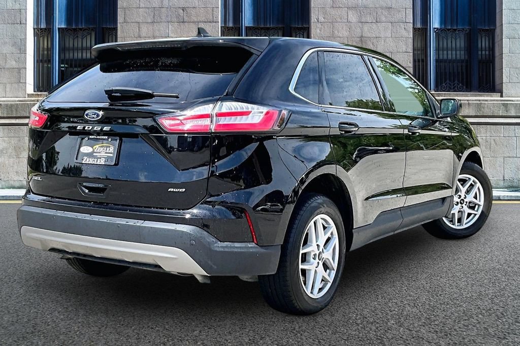 Certified 2023 Ford Edge SEL w/ Convenience Package AWD/4WD image 11