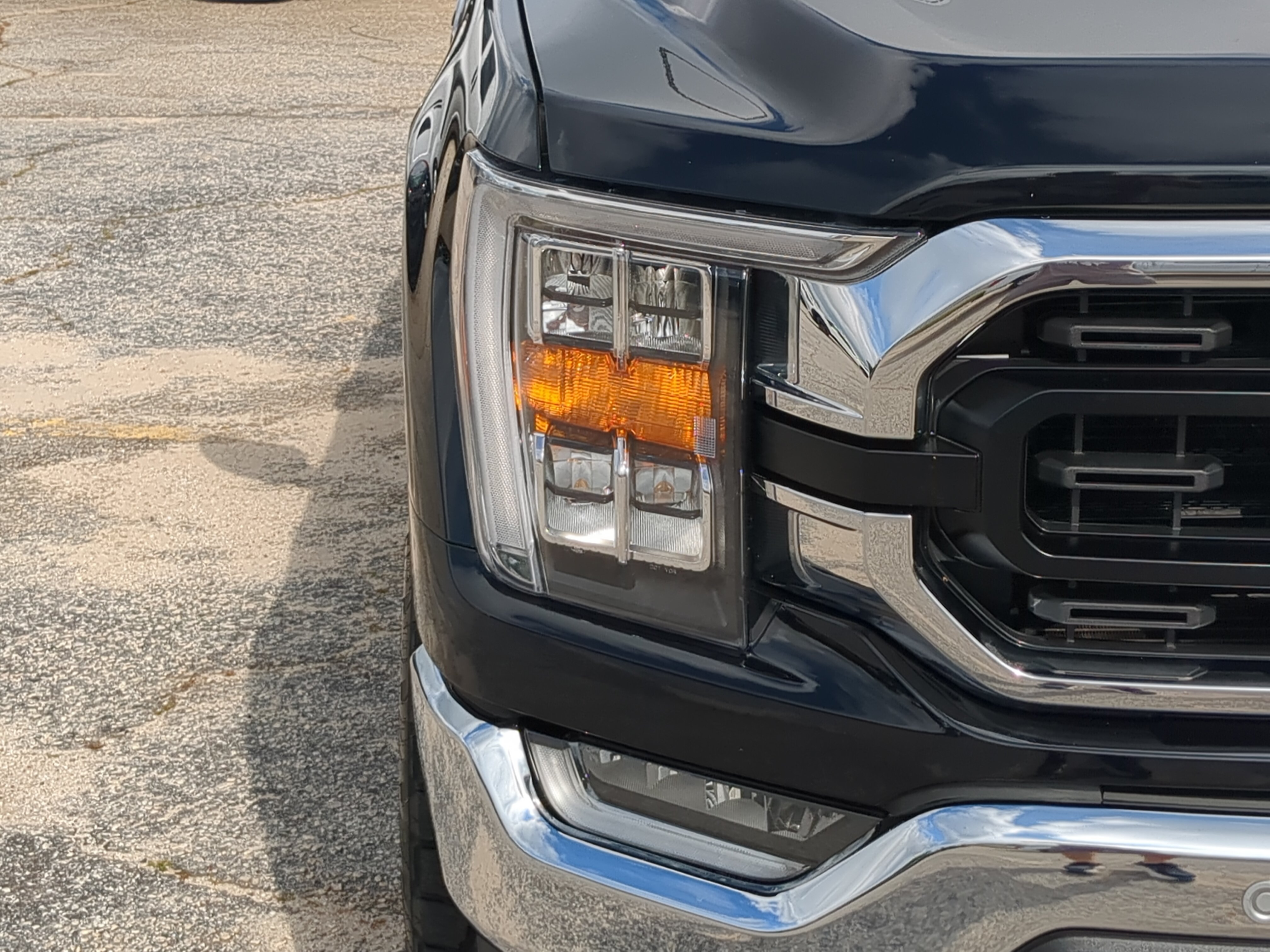 Certified 2021 Ford F150 XLT w/ Equipment Group 302A High AWD/4WD image 8