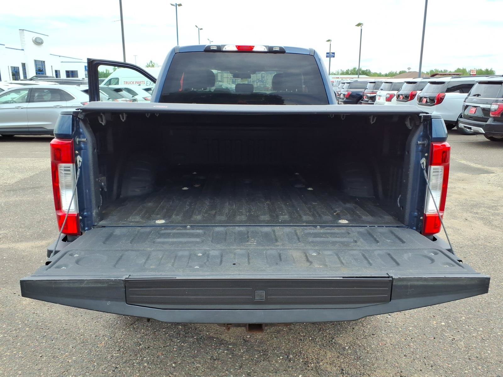 Certified 2019 Ford F350 XLT w/ XLT Premium Package AWD/4WD image 20
