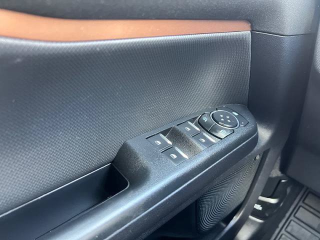 Certified 2025 Ford Bronco Sport Outer Banks w/ Outer Banks Tech Package+ AWD/4WD image 18