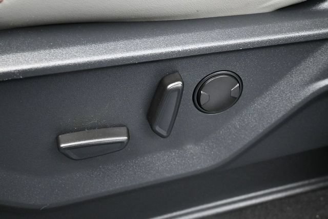 Certified 2025 Ford Expedition Active AWD/4WD image 12