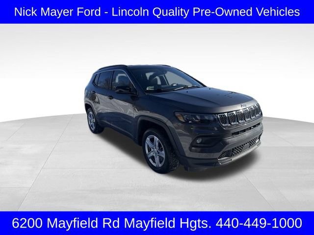 Used 2024 Jeep Compass Latitude w/ Convenience Group image 13