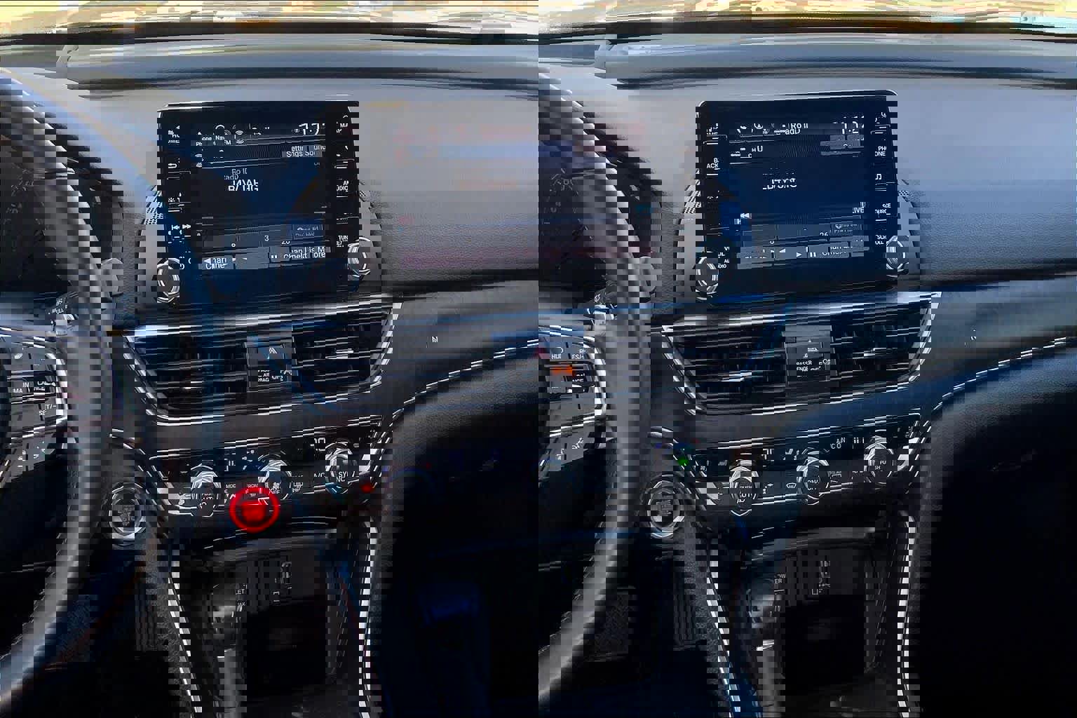 Used 2018 Honda Accord Touring image 8