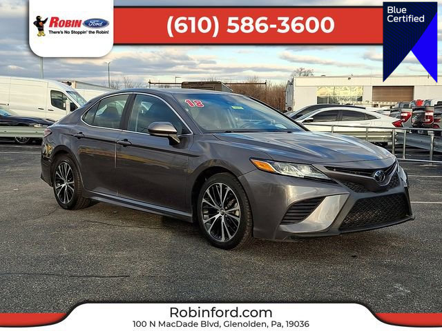 Used 2018 Toyota Camry SE image 1
