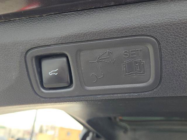 Certified 2024 Ford Expedition Max XLT image 15